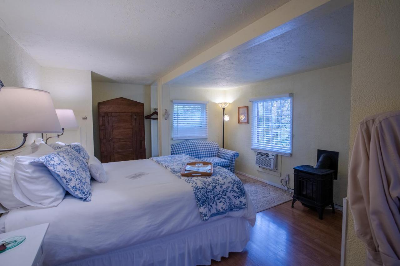 يوريكا سبرينغز 5 Ojo Inn Bed And Breakfast المظهر الخارجي الصورة